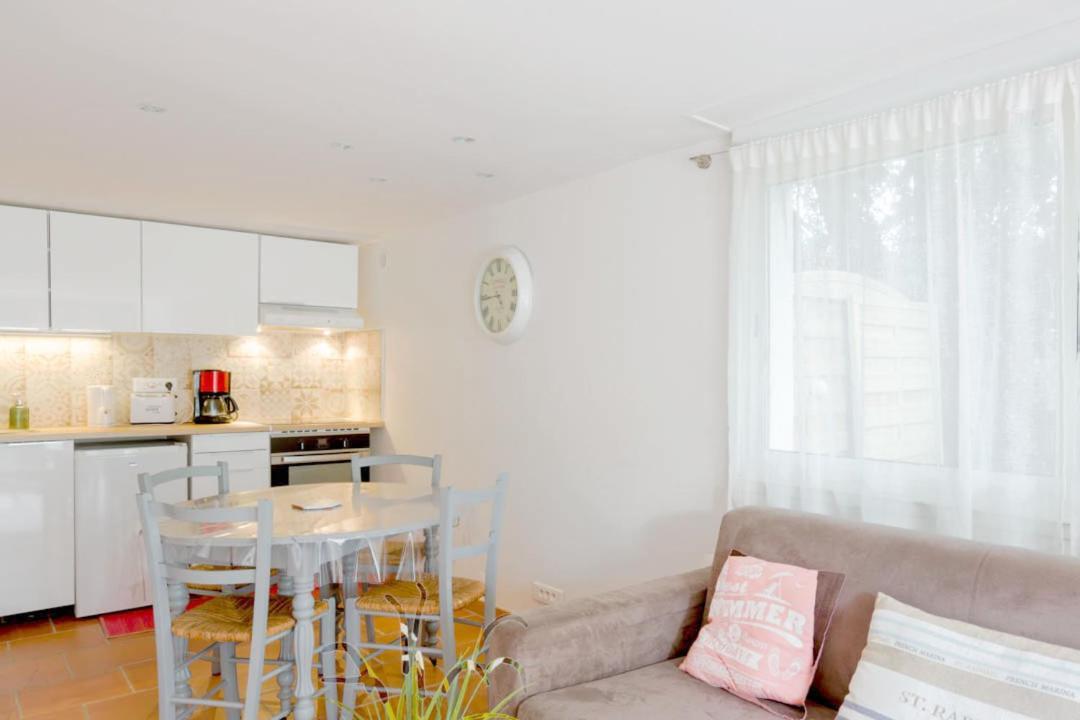 Les Grillons - Appartement 4 pers plus bébé - 2 pièces proche Mer Saint-Raphaël Extérieur photo